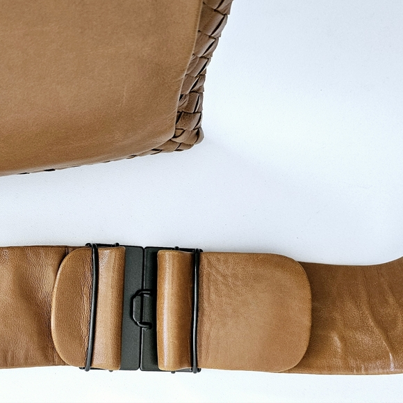 Bottega Veneta Brown Woven Belt Bag - Picture 7 of 12